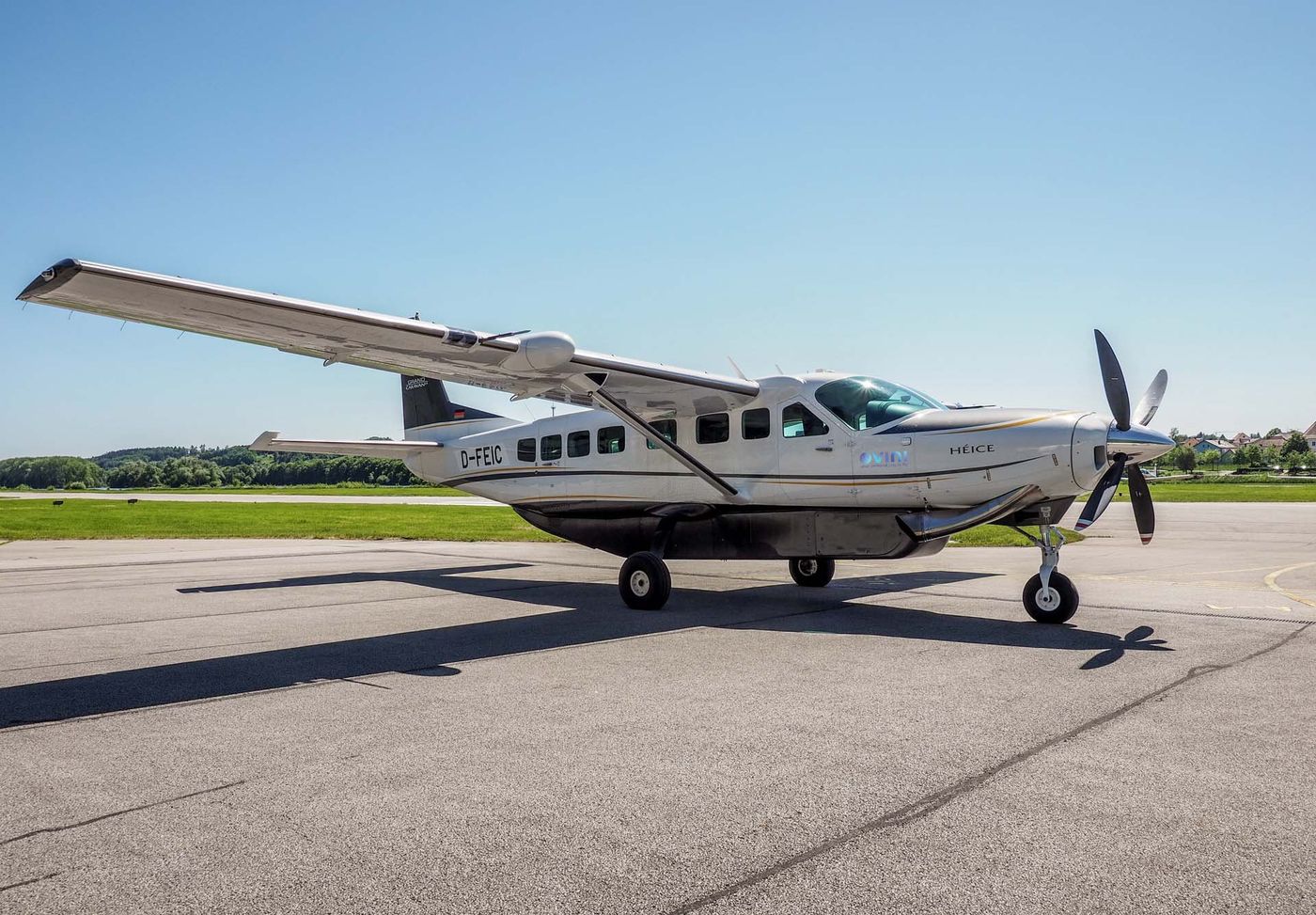 VINI Cessna 208B Grand Caravan